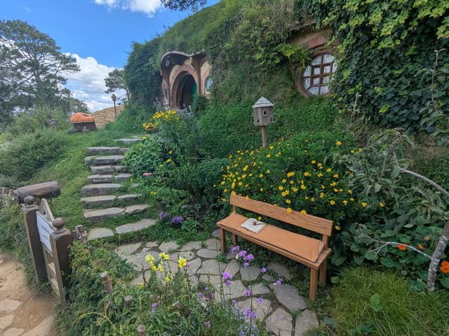 Quoted tweet image 2